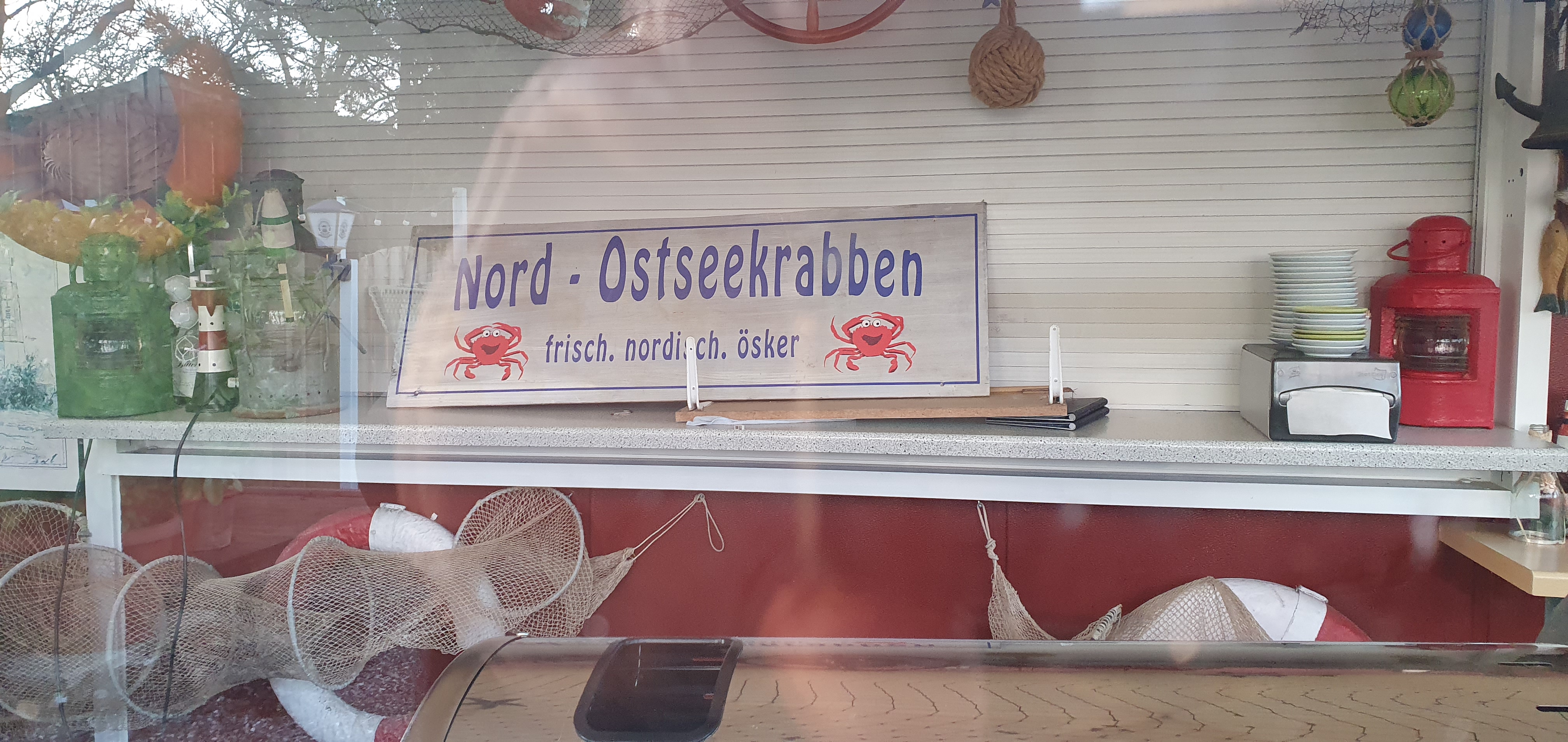 Die beliebten Nord - Ostsee-Krabben von Herrn Ösker
