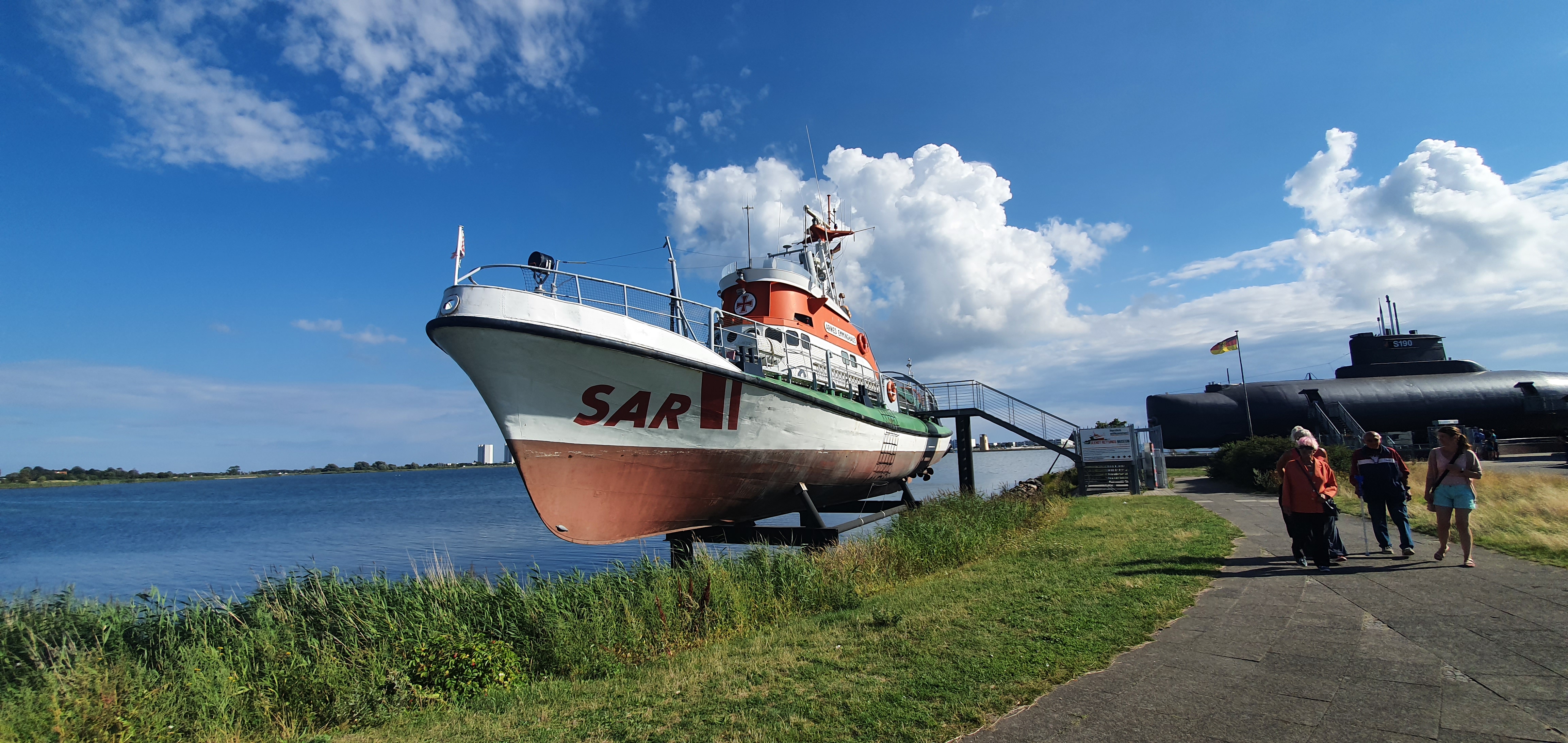Seenotrettungskreuzer